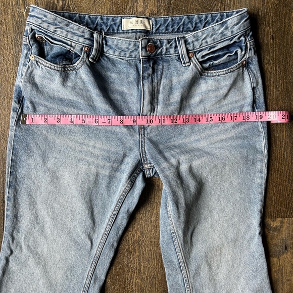We The Free Cropped Flared Jeans, Woman’s Size 30 - Picture 6 of 10
